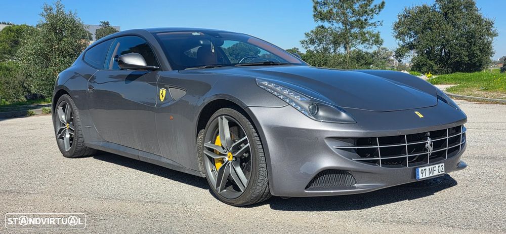 Ferrari FF 6.3 V12 - 3