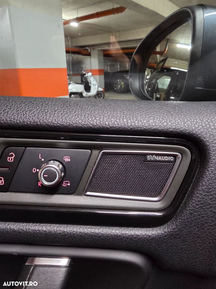 VOLKSWAGEN Touareg 2012 — imagine 9