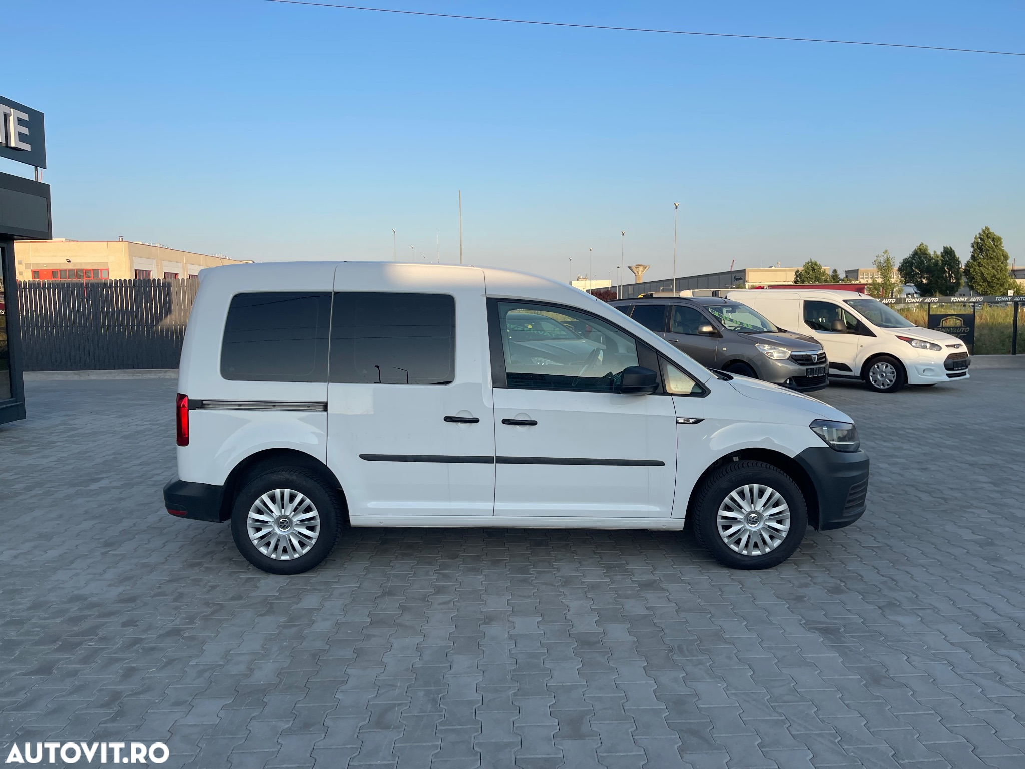 Volkswagen Caddy 2.0 TDI (5-Si.) Conceptline - 3