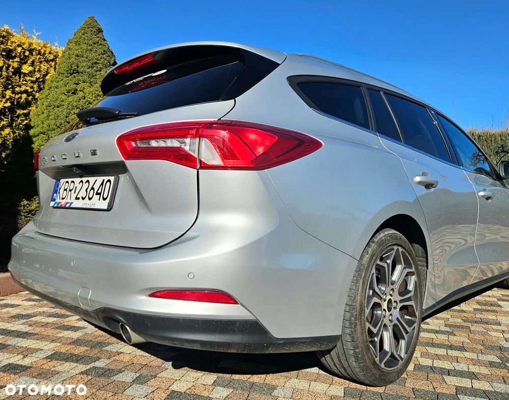 Ford Focus 2.0 EcoBlue Titanium Business - 18