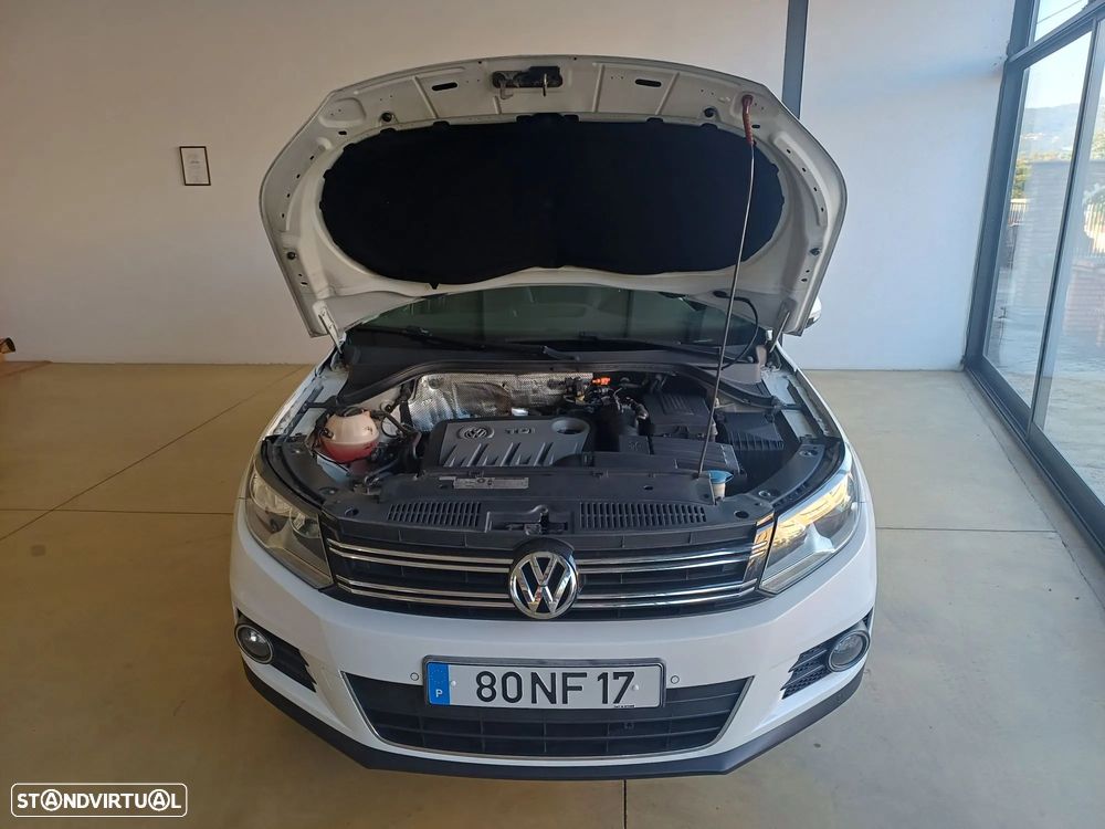 VW Tiguan 2.0 TDI Sport BlueMotion - 12