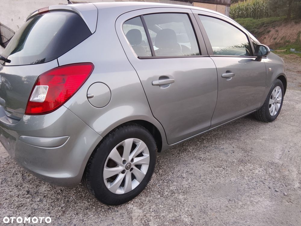 Opel Corsa - 3