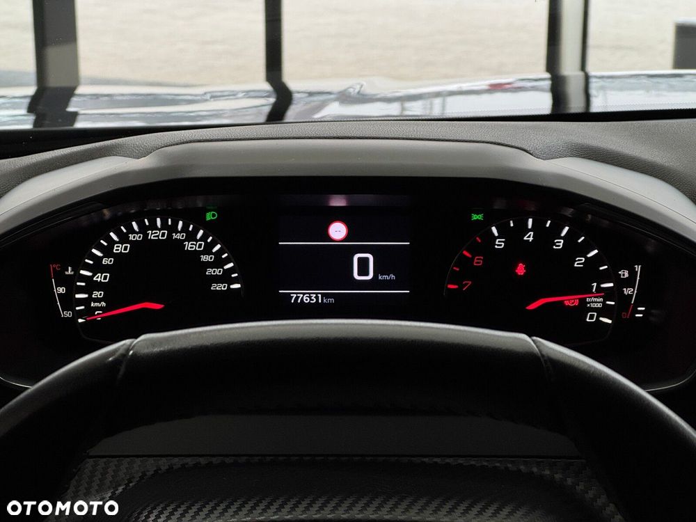 Peugeot 2008 - 16