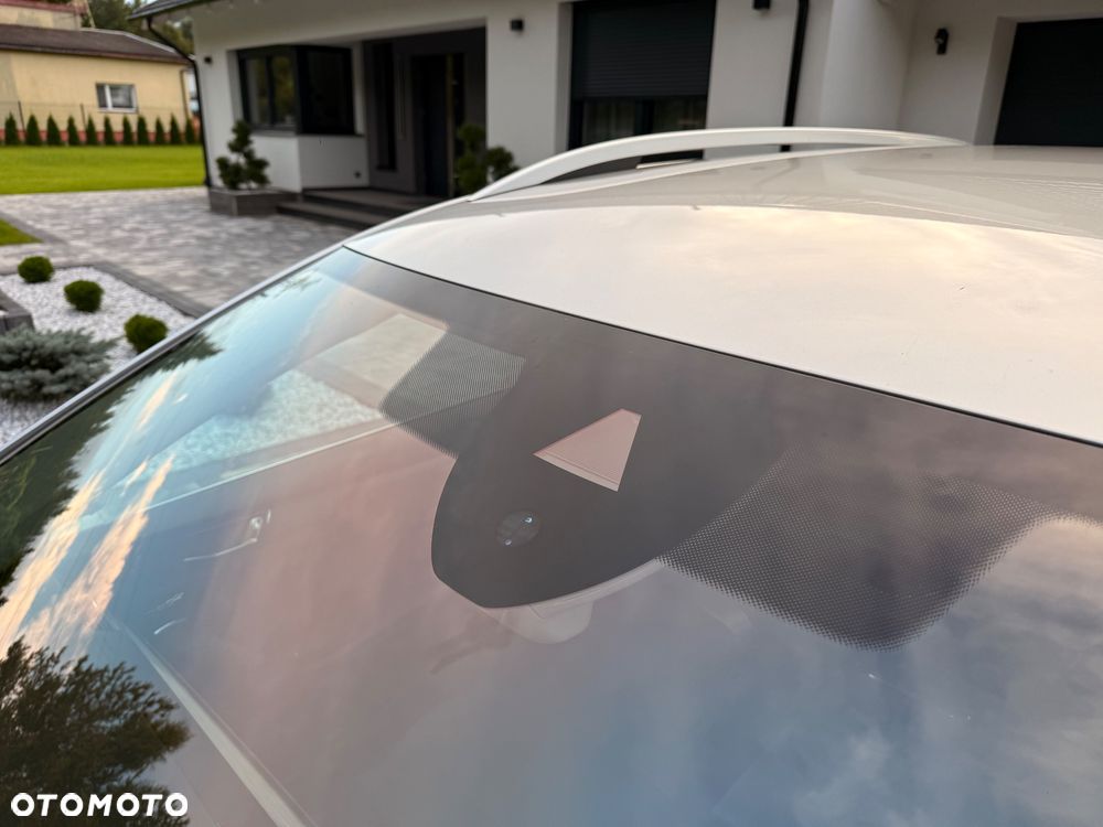 Skoda Superb 2.0 TDI SCR Style DSG - 20