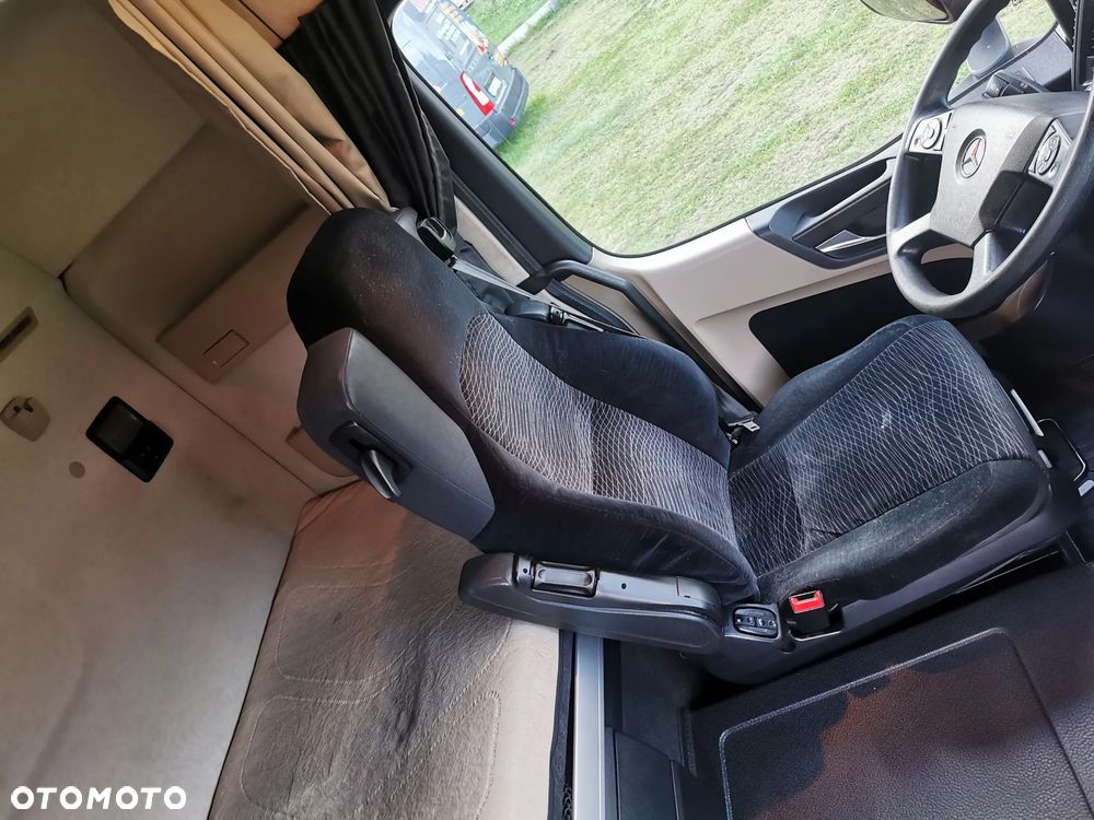 Mercedes-Benz Actros - 27