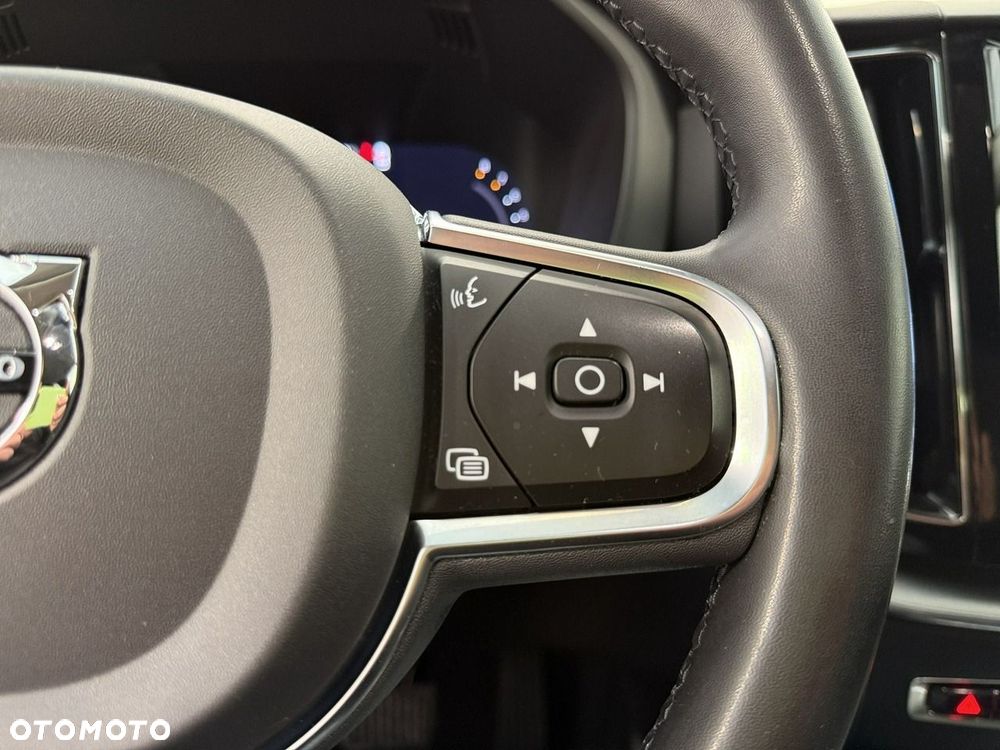 Volvo XC 60 - 23
