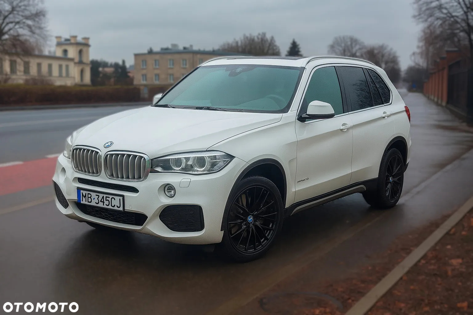 BMW X5 xDrive50i - 7