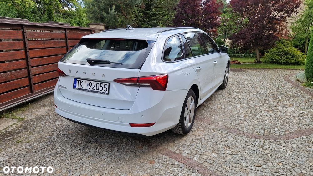 Skoda Octavia 2.0 TDI Ambition DSG - 30