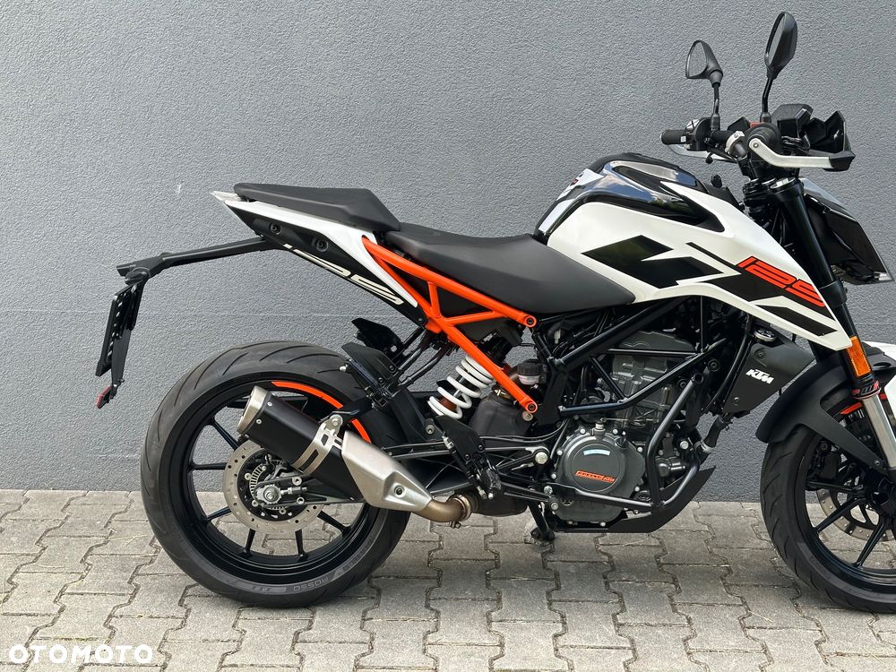 KTM Duke 125 - 9
