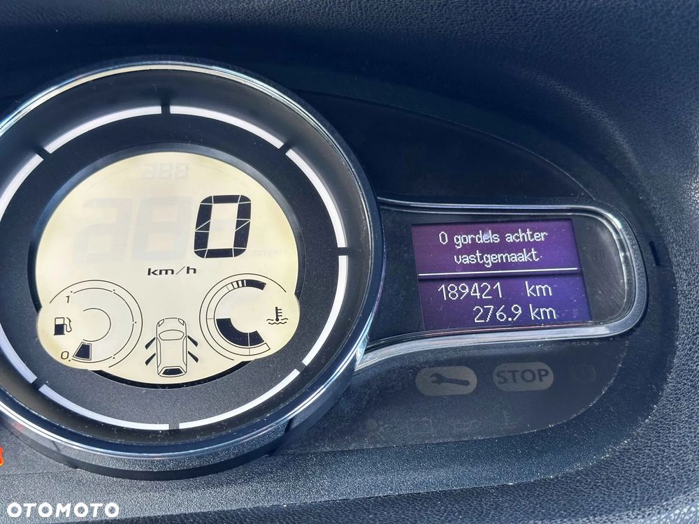 Renault Megane 1.6 16V 110 Dynamique - 23