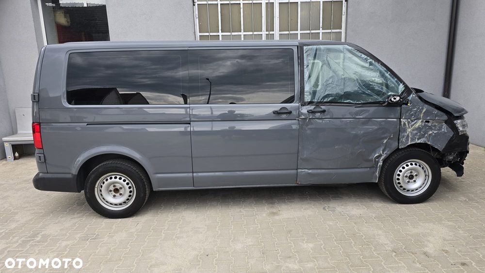 Volkswagen Transporter Kombi L2H1 - 11