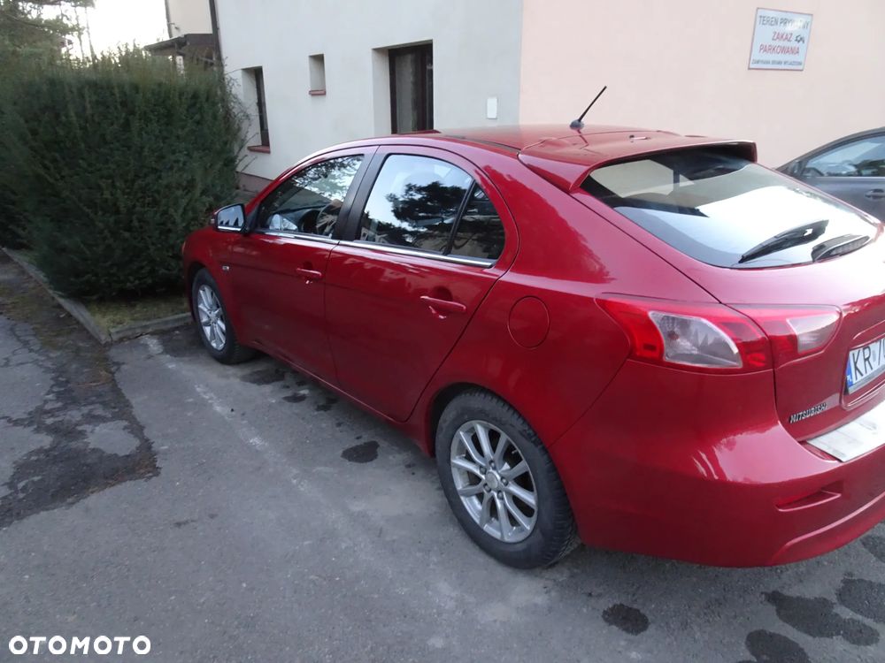 Mitsubishi Lancer 1.6 Intense - 10