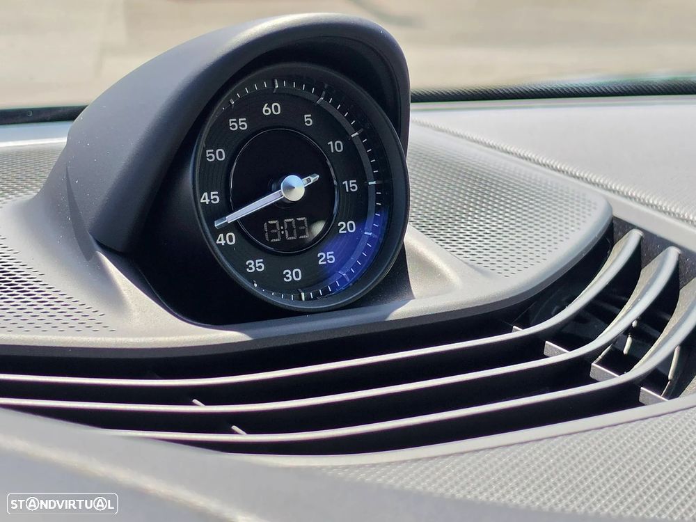 Porsche Taycan 4S Bateria Performance Plus - 33