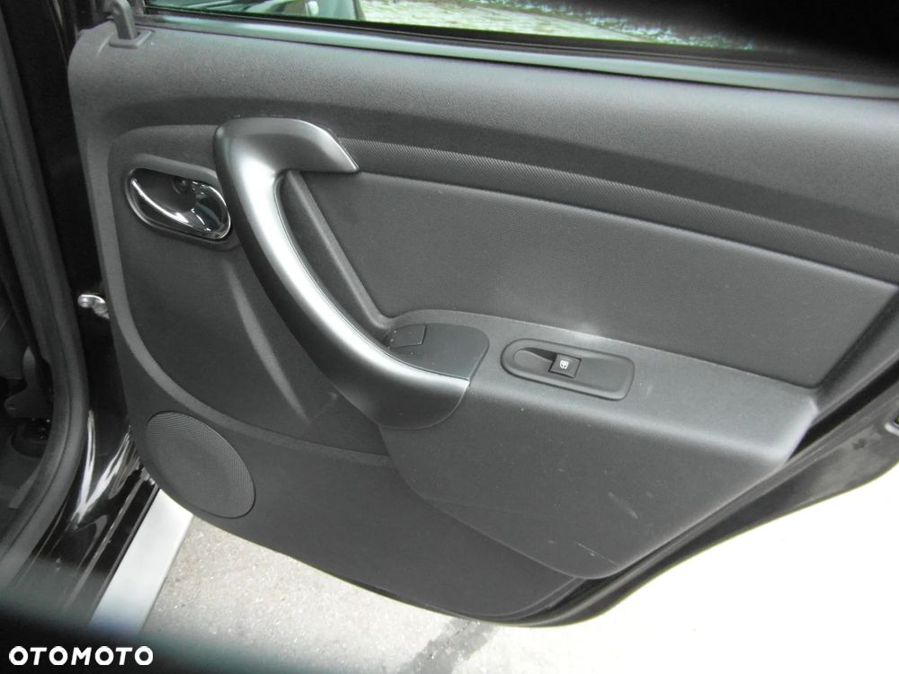 Dacia Duster 1.2 TCe Prestige S&S EU6 - 32