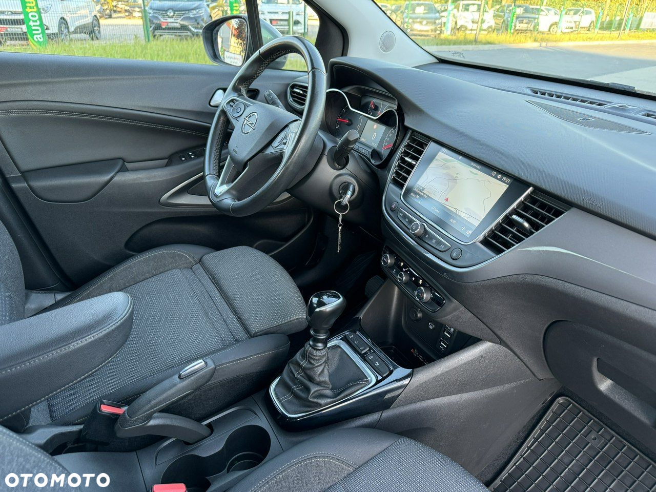 Opel Crossland 1.5 Diesel Business Edition - 38