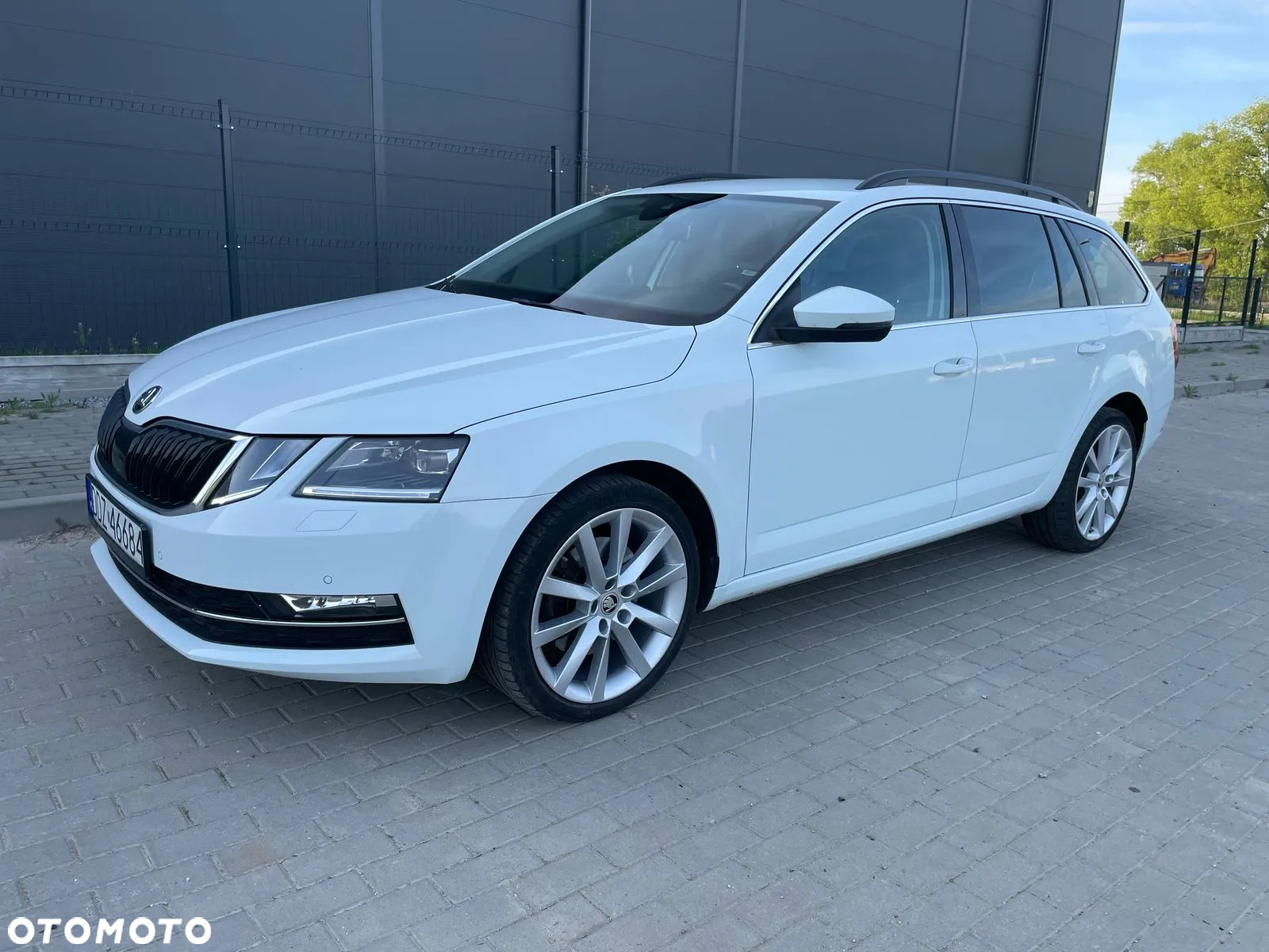 Skoda Octavia 1.8 TSI (Green tec) DSG Ambition - 3