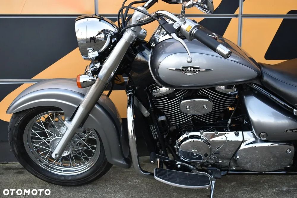 Suzuki VL 800 Volusia - Boulevard C50 - 10