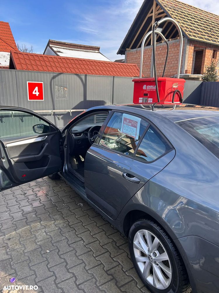 Skoda Octavia 1.6 TDI Active - 3