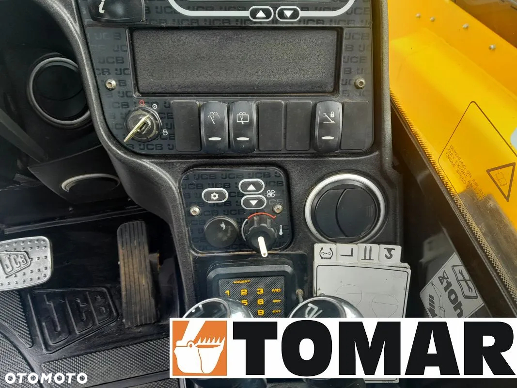 JCB 535-125 HI VIZ - 24