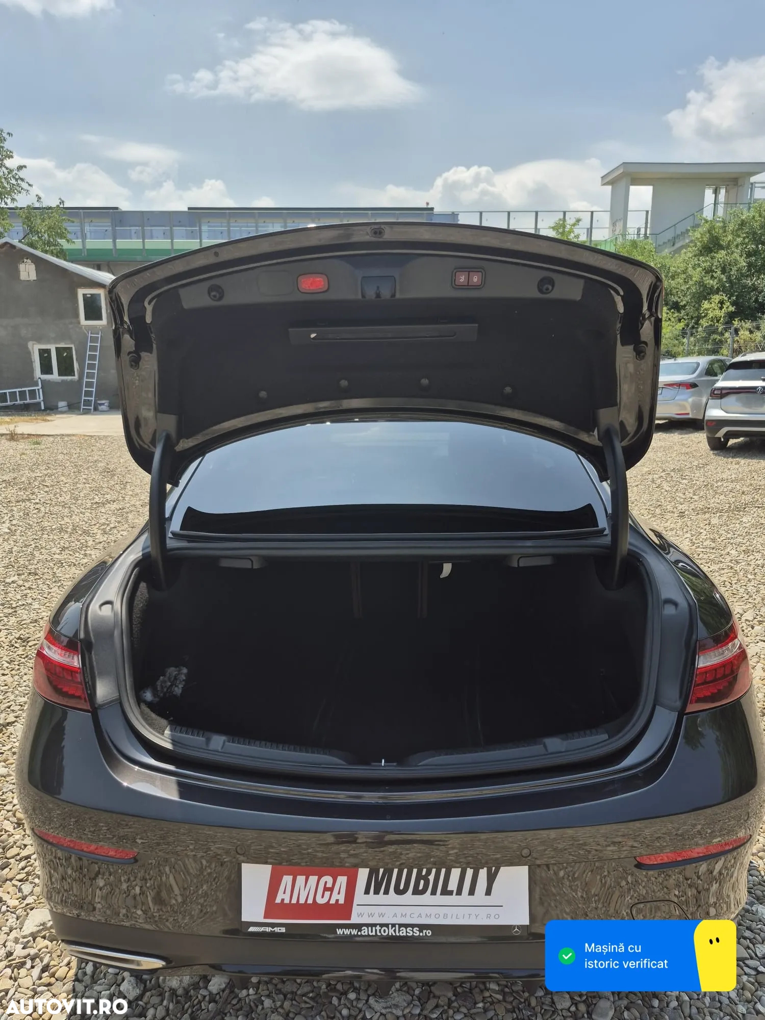Mercedes-Benz E 200 Coupe 4MATIC MHEV Aut. - 36