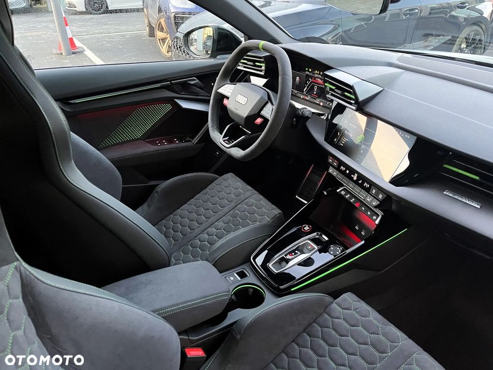 Audi RS3 Sportback - 12