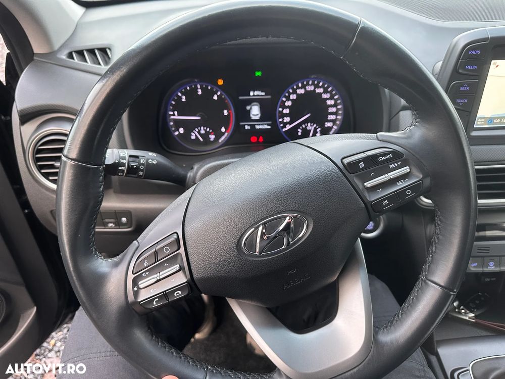 Hyundai KONA - 14