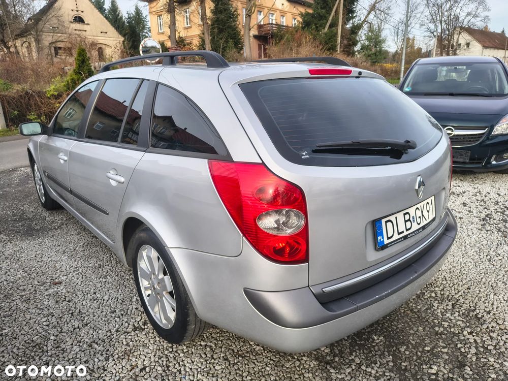 Renault Laguna 2.0 Pack Authentique - 9