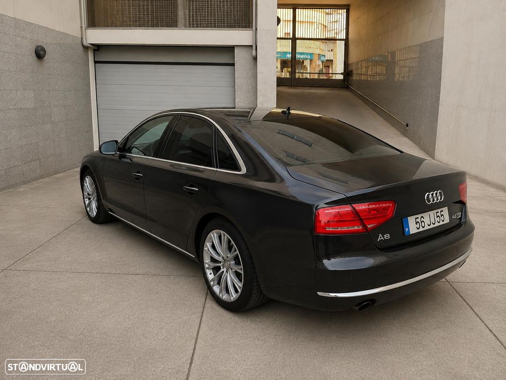Audi A8 4.2 TDi V8 quattro - 9