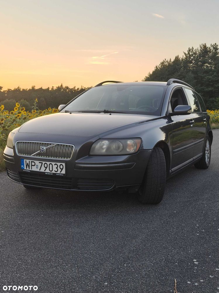 Volvo V50 - 1