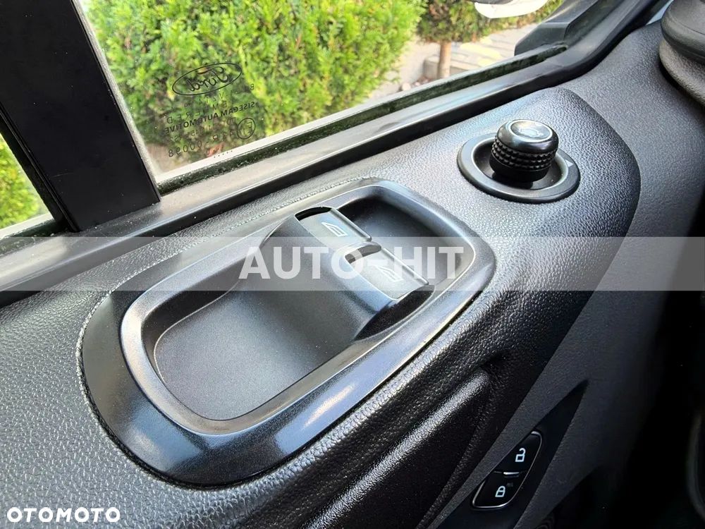 Ford Transit - 21