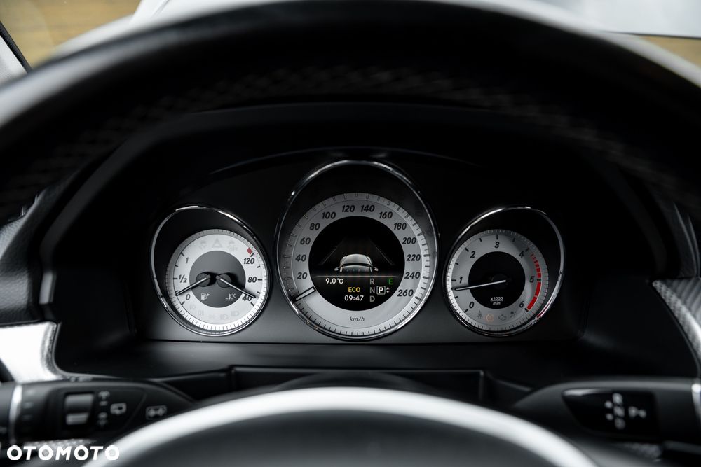 Mercedes-Benz GLK 220 CDI DPF 4Matic BlueEFFICIENCY 7G-TRONIC - 37