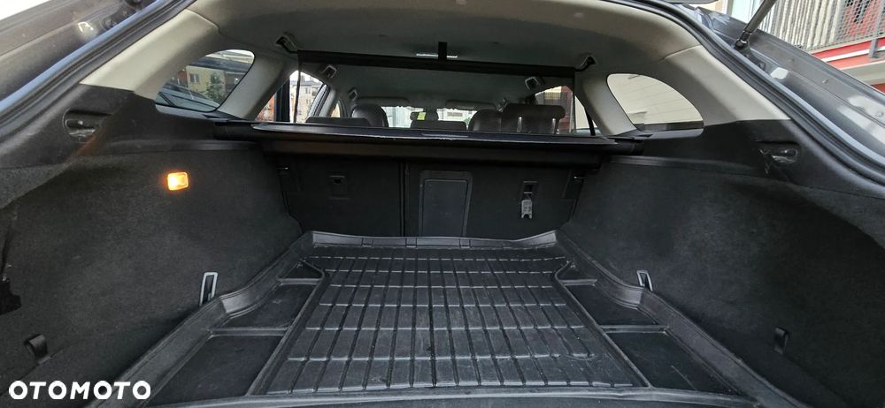 Toyota Avensis 2.0 D-4D - 22