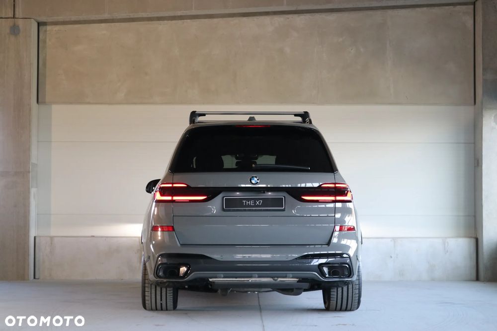 BMW X7 xDrive40d mHEV M Sport sport - 7