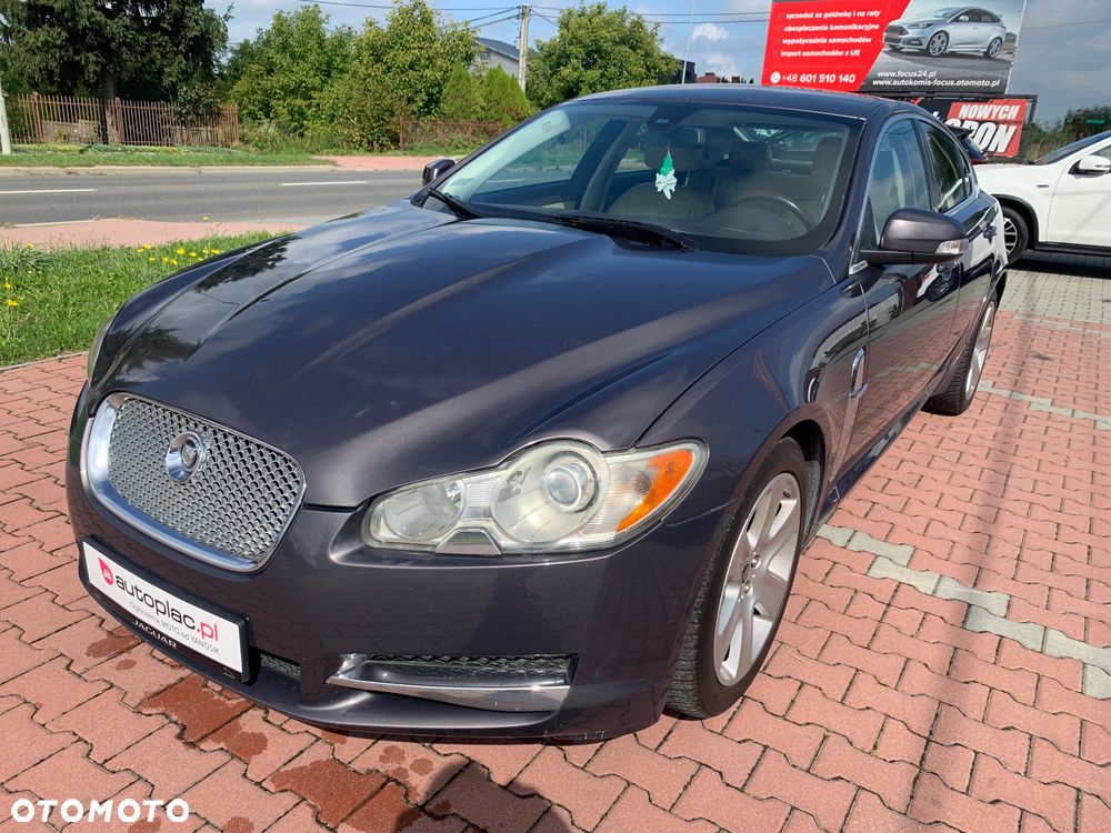 Jaguar XF 2.7 V6 Premium Luxury - 12