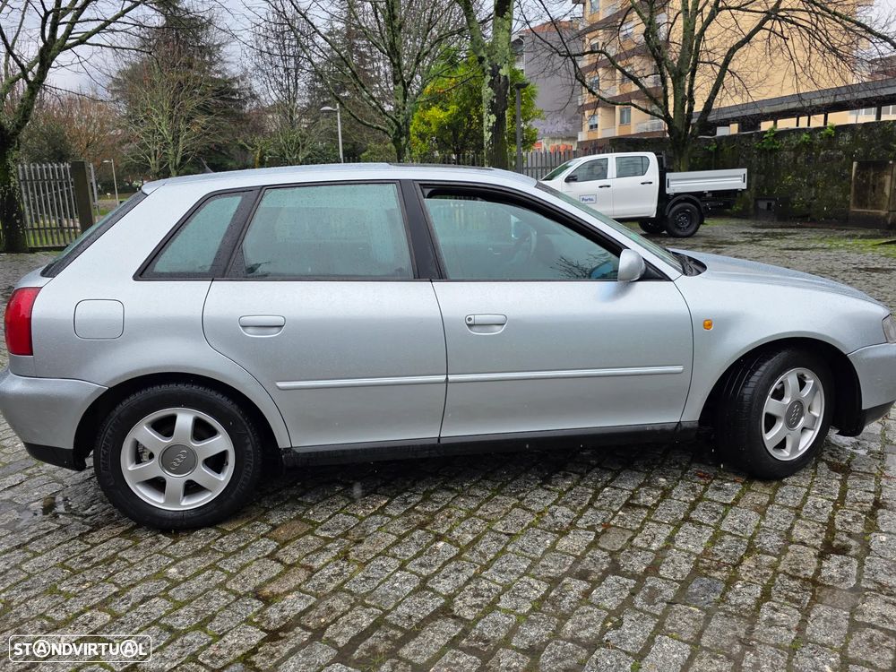 Audi A3 1.6 Attraction - 5
