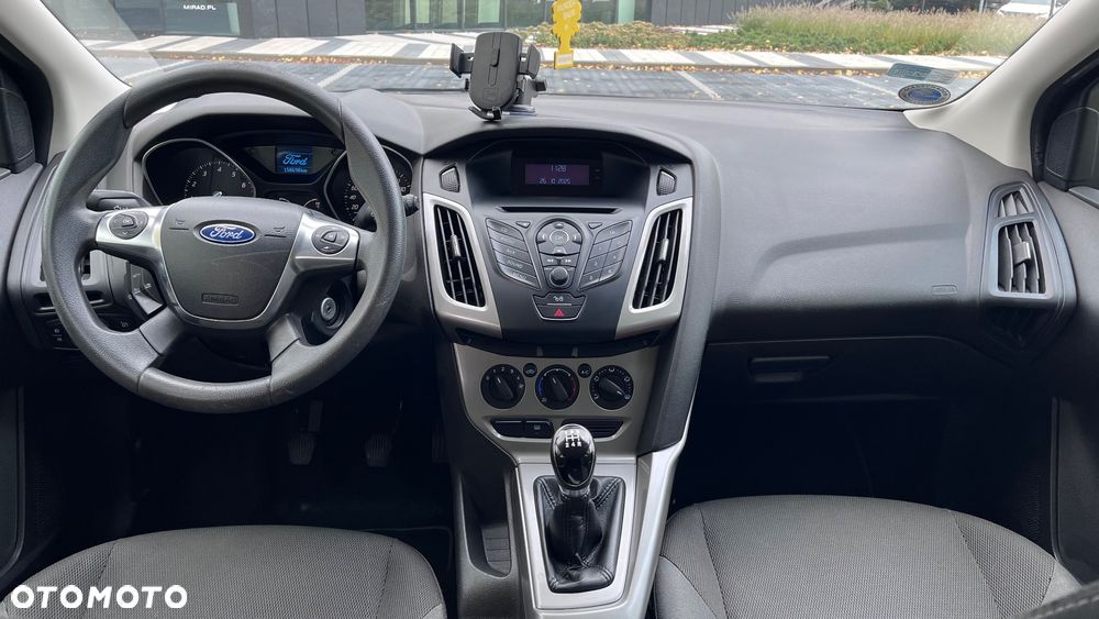 Ford Focus 1.6 Trend - 9
