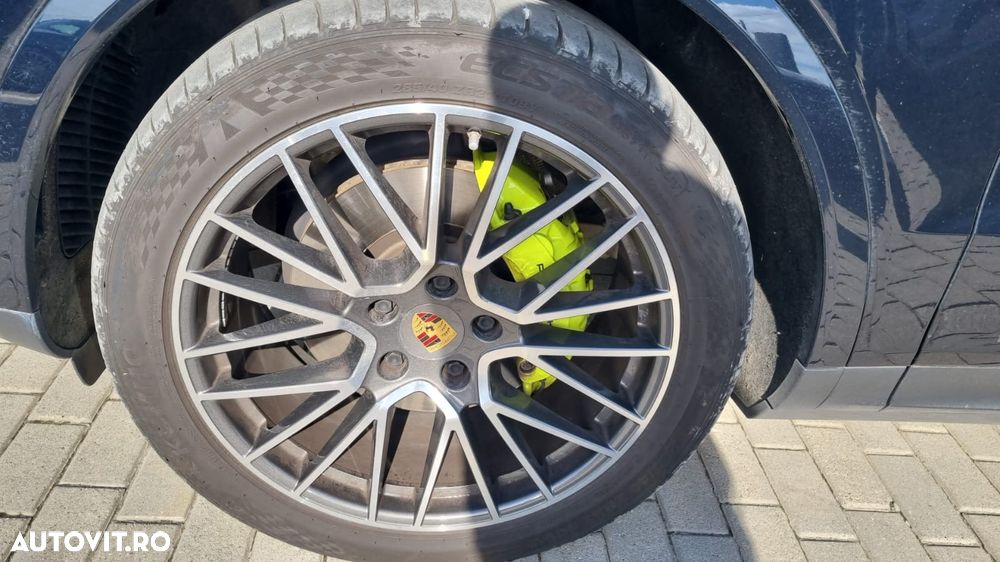 Porsche Cayenne E-Hybrid Tiptronic S - 27
