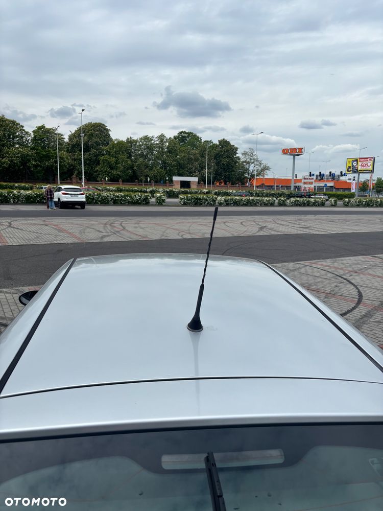 Alfa Romeo 147 1.9 JTD 8V Progression - 10