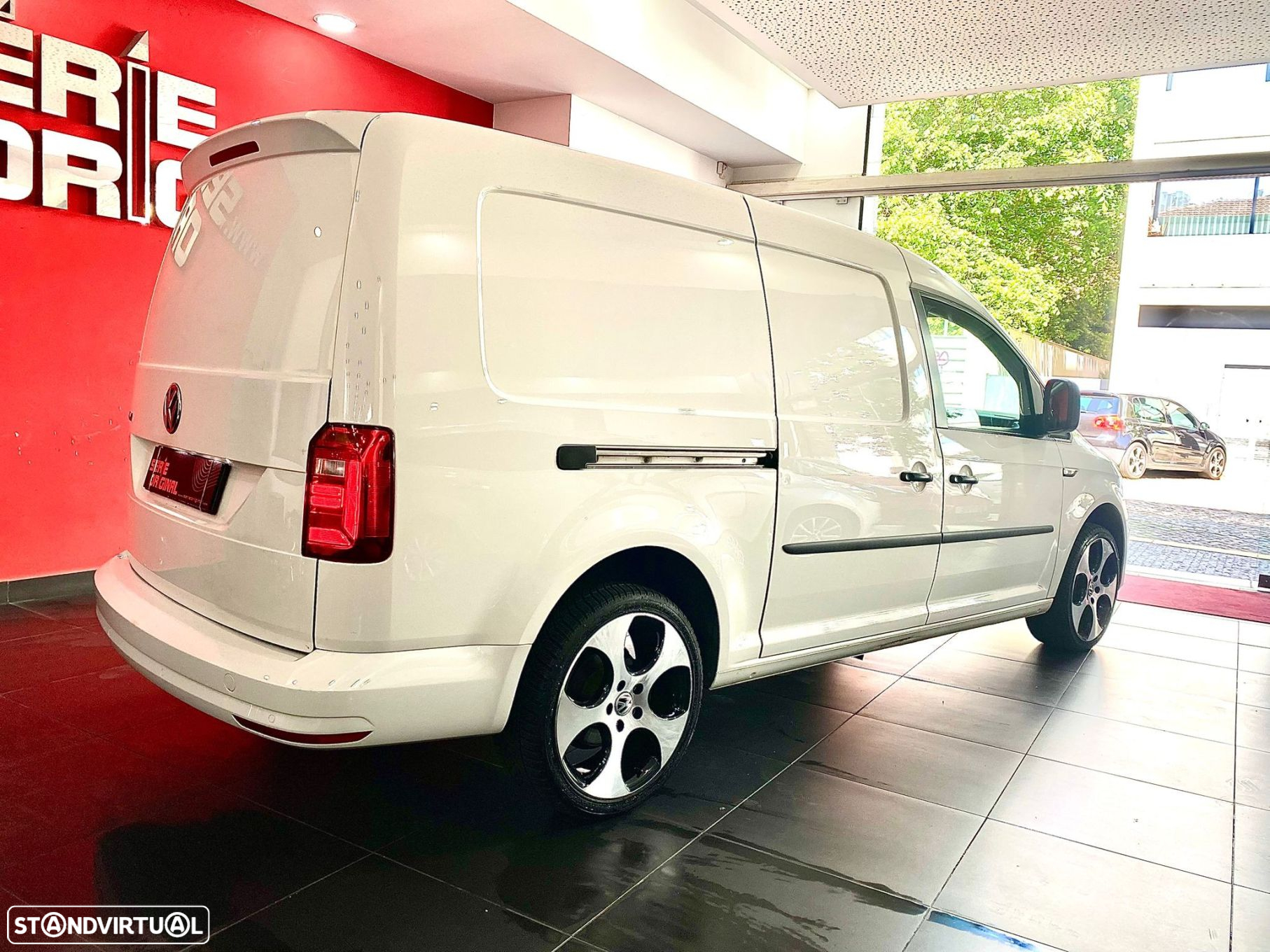 VW Caddy 2.0 TDi BM Comfortline DSG - 7