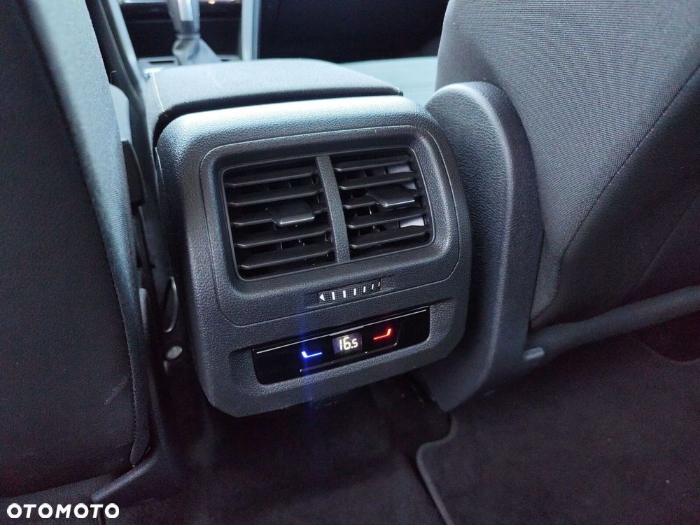 Volkswagen Touran 1.5 TSI EVO Highline DSG - 16
