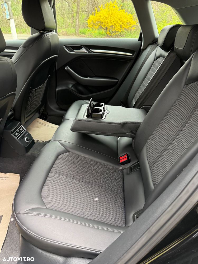 Audi A3 1.6 TDI Sportback S tronic - 20