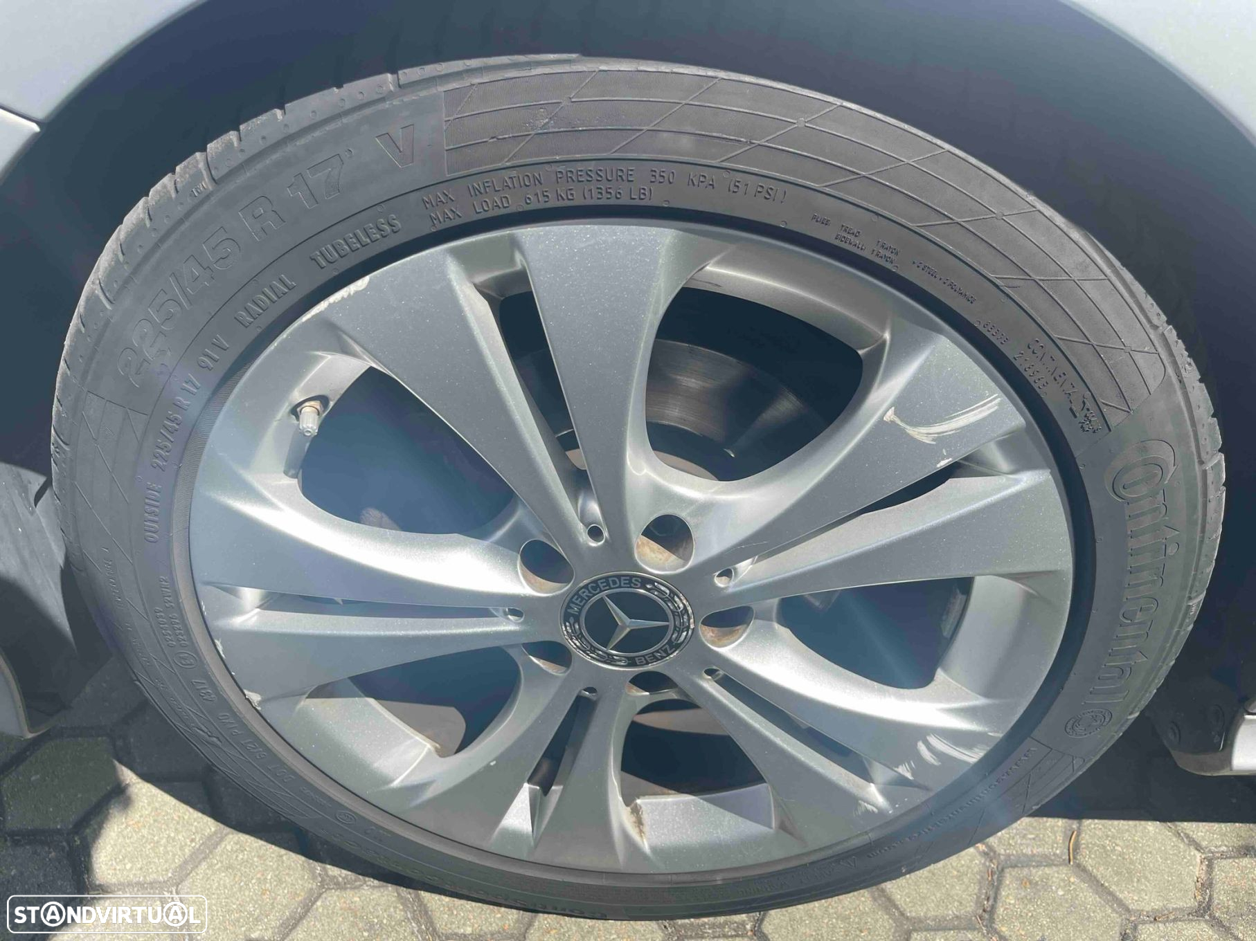 Mercedes-Benz B 180 d Urban - 11