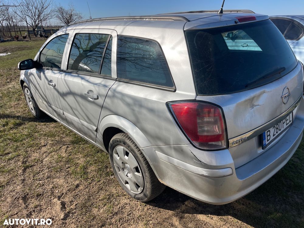 Opel Astra 1.9 CDTI DPF Cosmo - 8