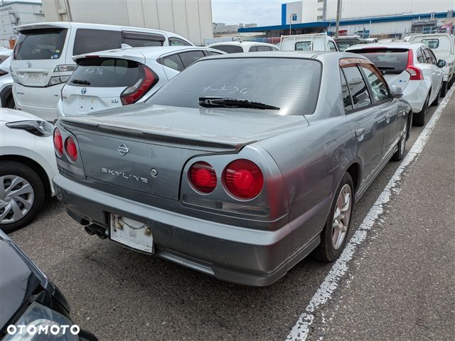Nissan Skyline - 8
