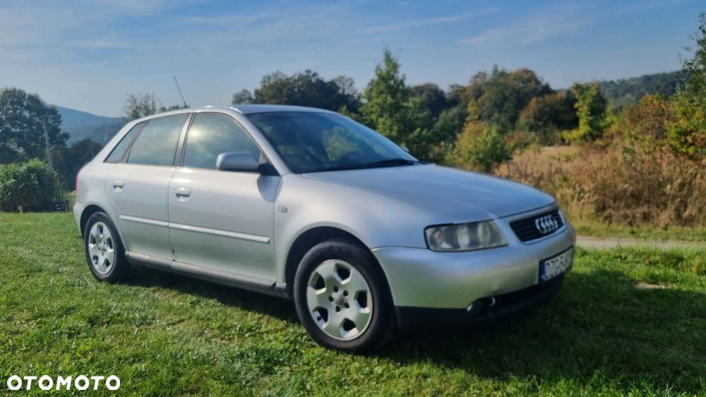 Audi A3 Sportback - 2