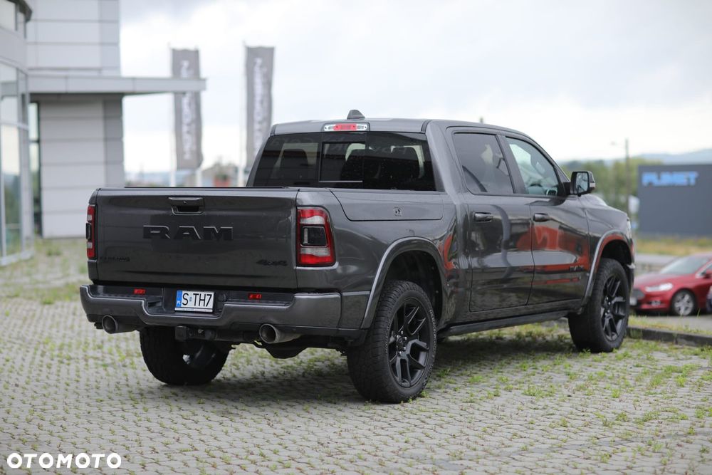RAM 1500 5.7 Crew Cab Laramie - 9