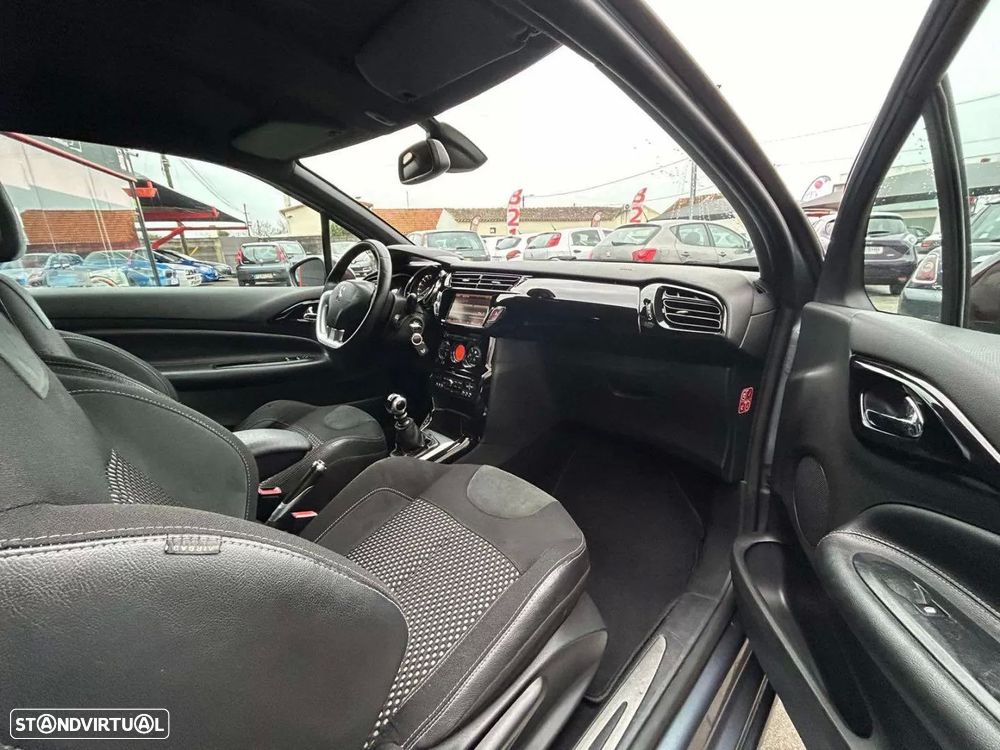 Citroën DS3 1.6 e-HDi So Chic - 13