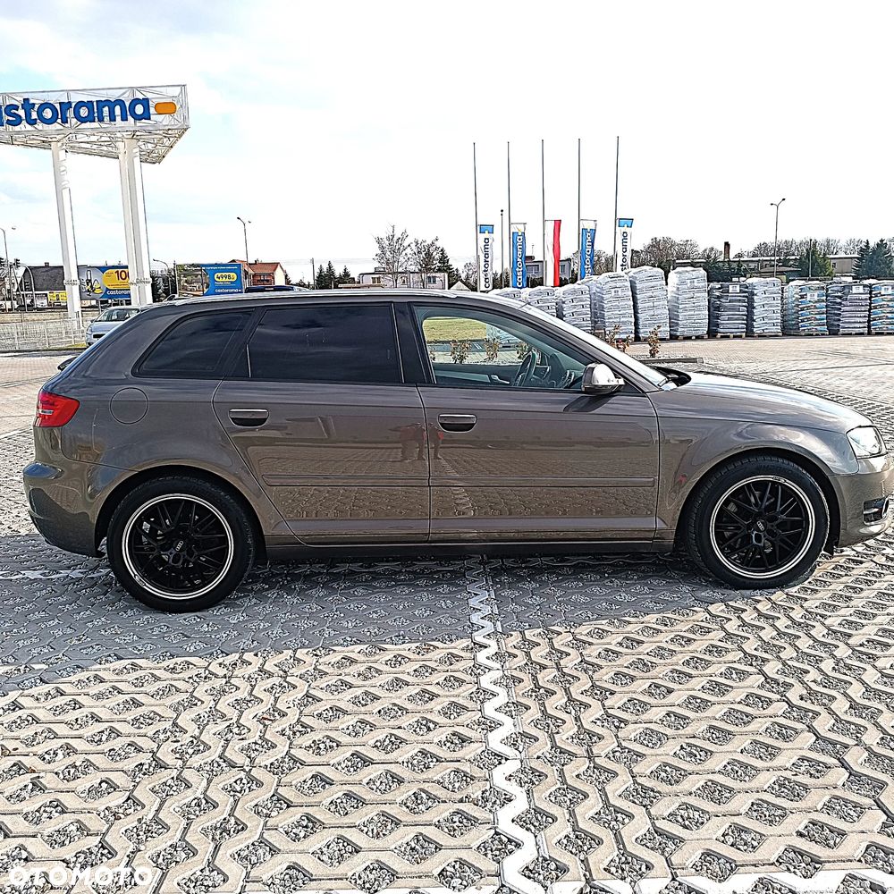 Audi A3 Sportback 2.0 TDI DPF Attraction - 9