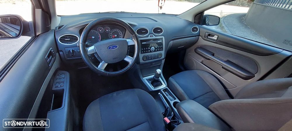Ford Focus 1.6 TDCi Ghia - 7