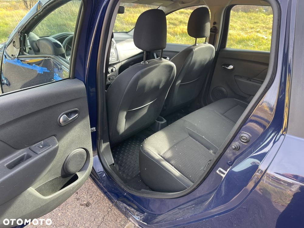 Dacia Logan 1.5 dCi Story - 8